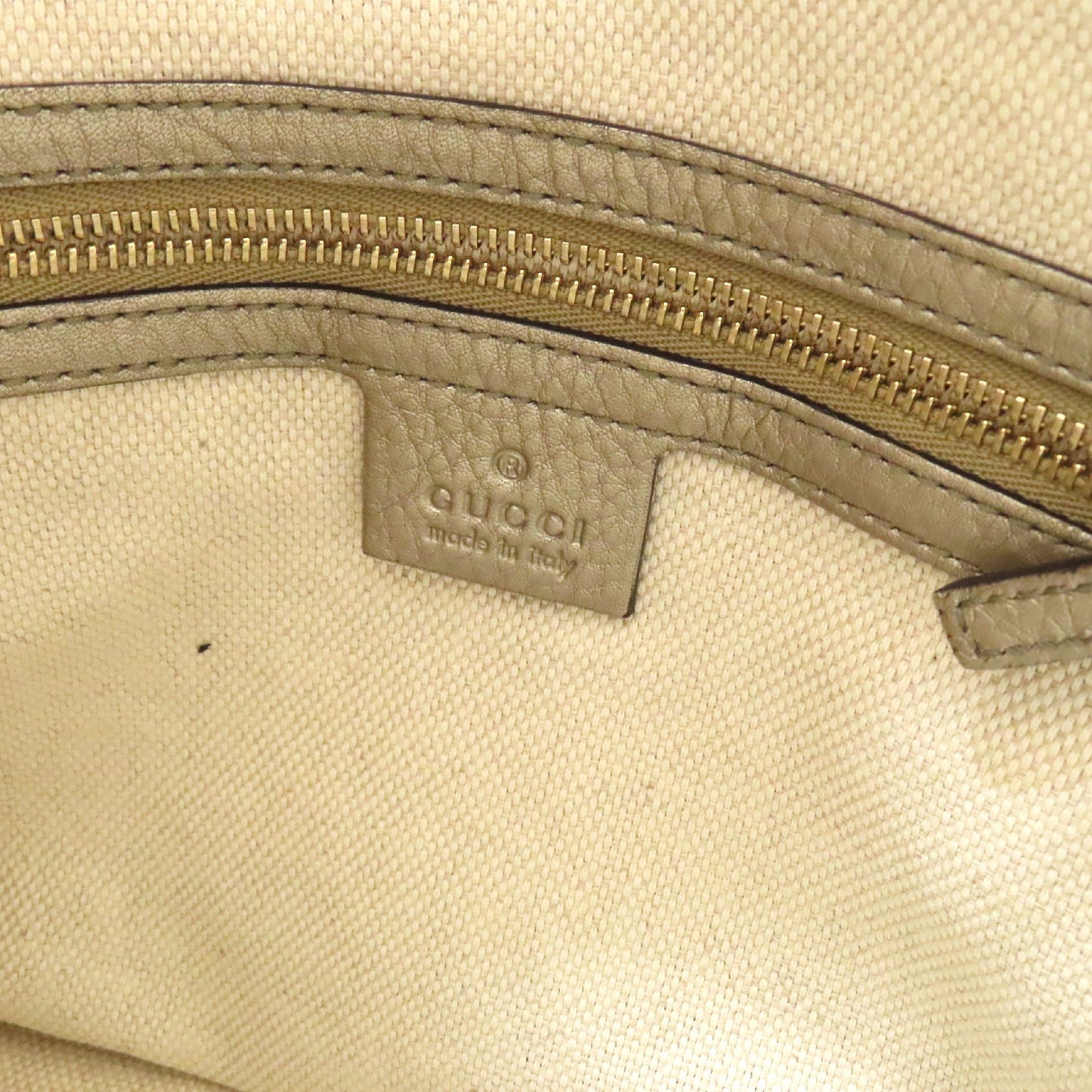 Gucci Pebbled Calfskin Soho Small Top Handle Bag