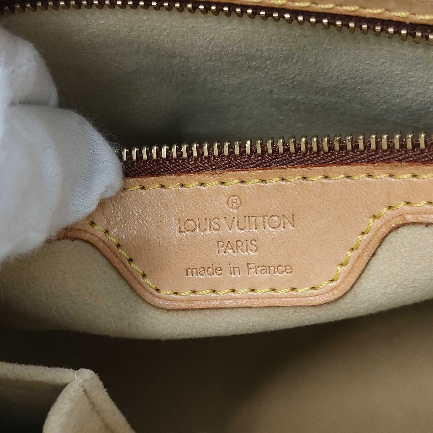 Louis Vuitton Monogram Canvas Looping MM Shoulder Bag FL0062