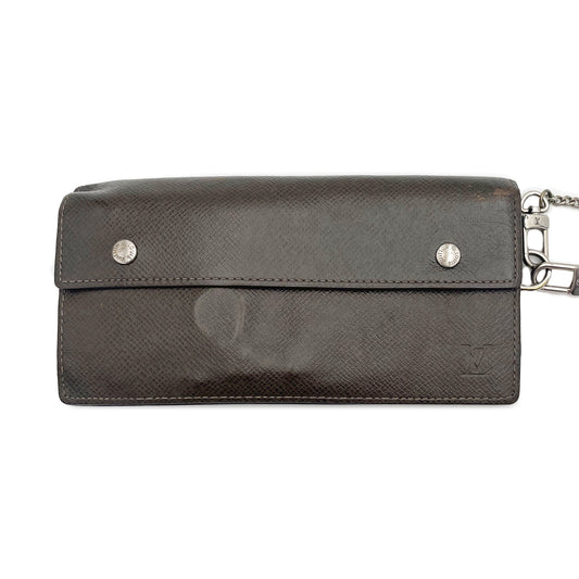 Louis Vuitton Taiga Accordeon Wallet