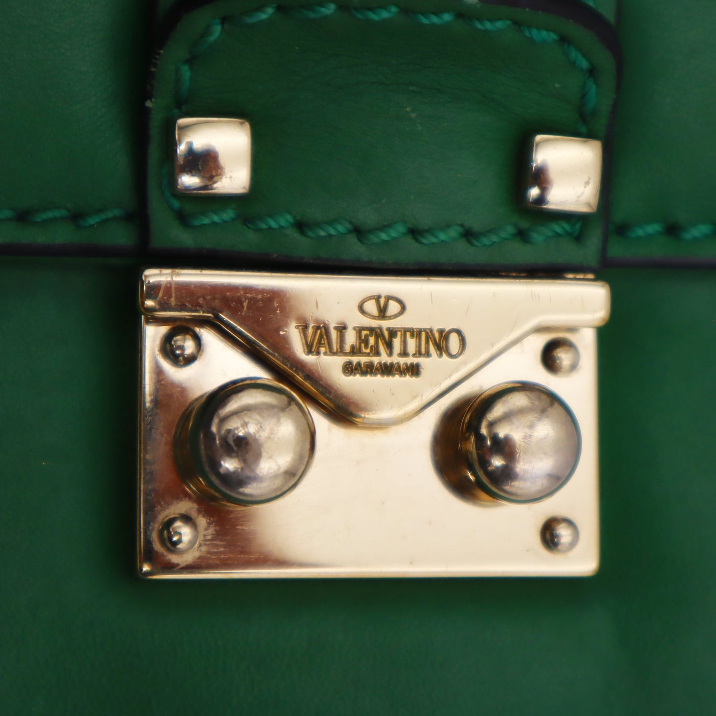 Valentino Garavani Vitello Glam Lock Rockstud Medium Shoulder Bag